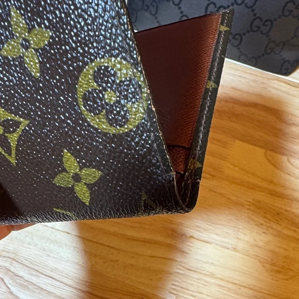 Louis Vuitton men’s bi